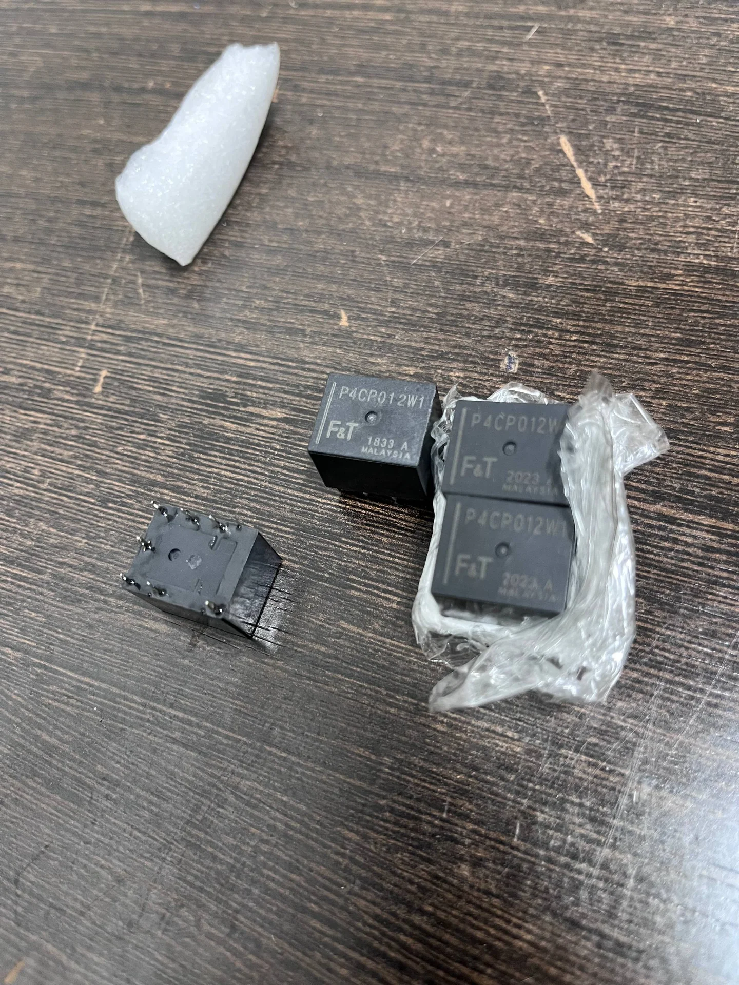 Реле автомобильное P4CP012W1 12V, 25A/14VDC - миниатюра 2