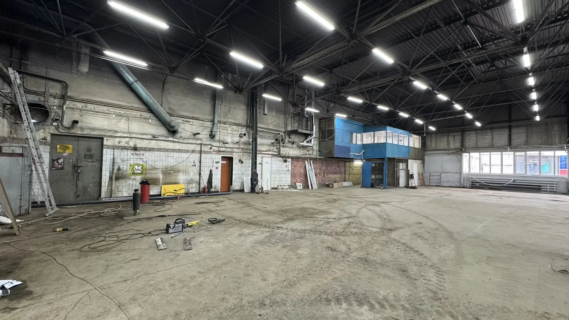 Помещение свободного назначения, 431 м² - миниатюра 2