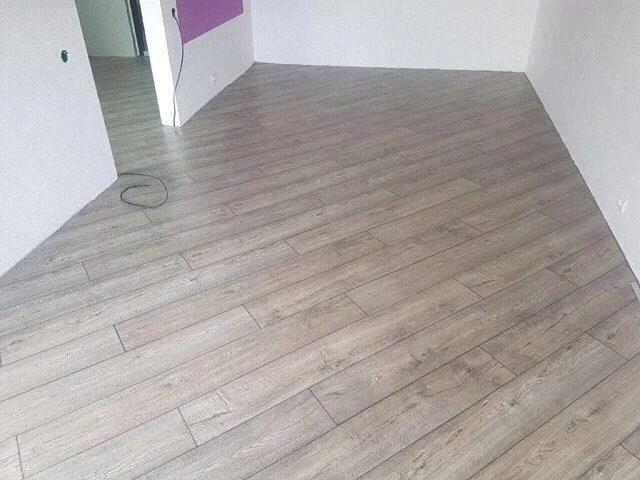 Укладка ламината/кварцвинила - миниатюра 5