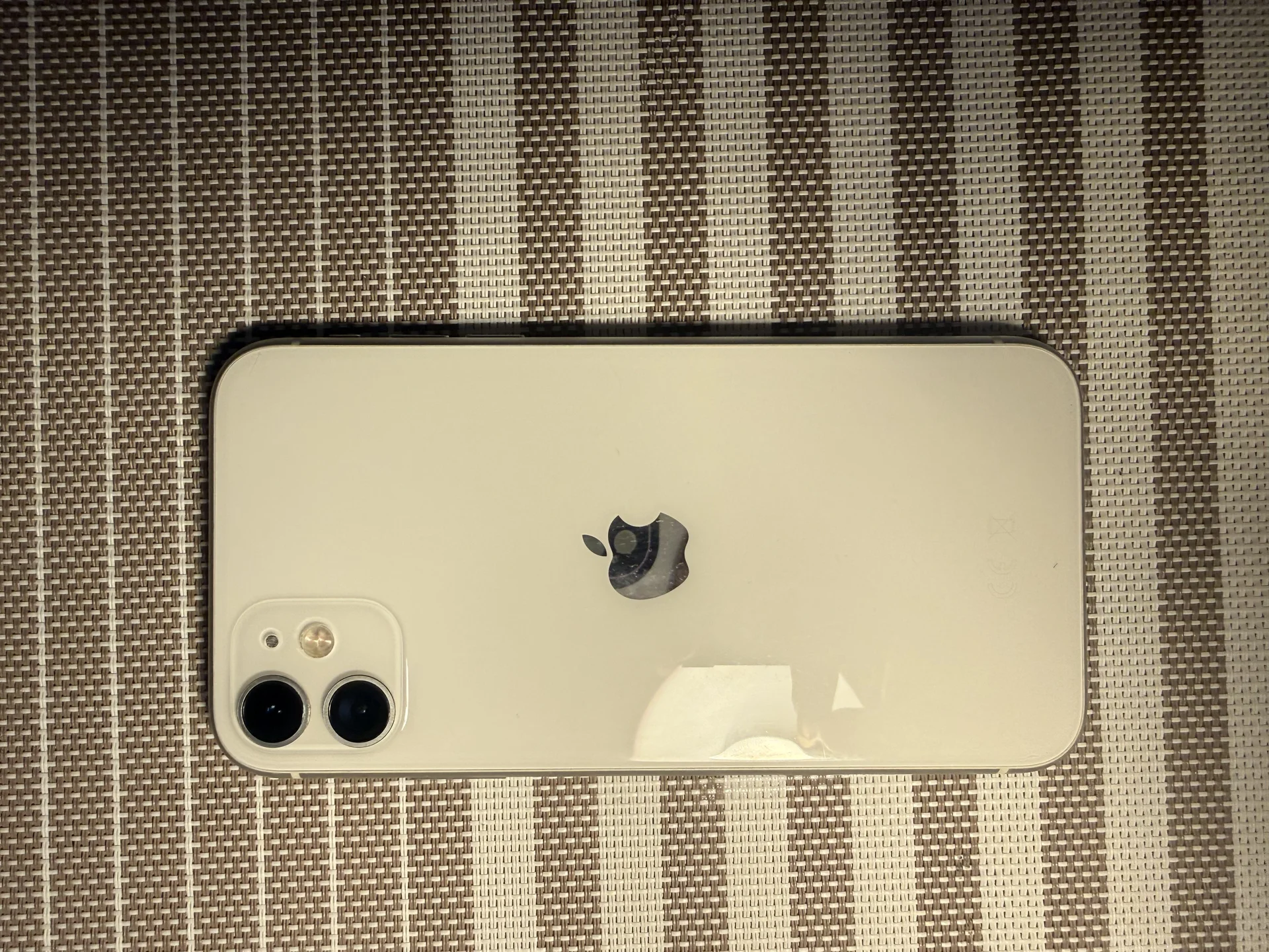 iPhone 11 - изображение 1