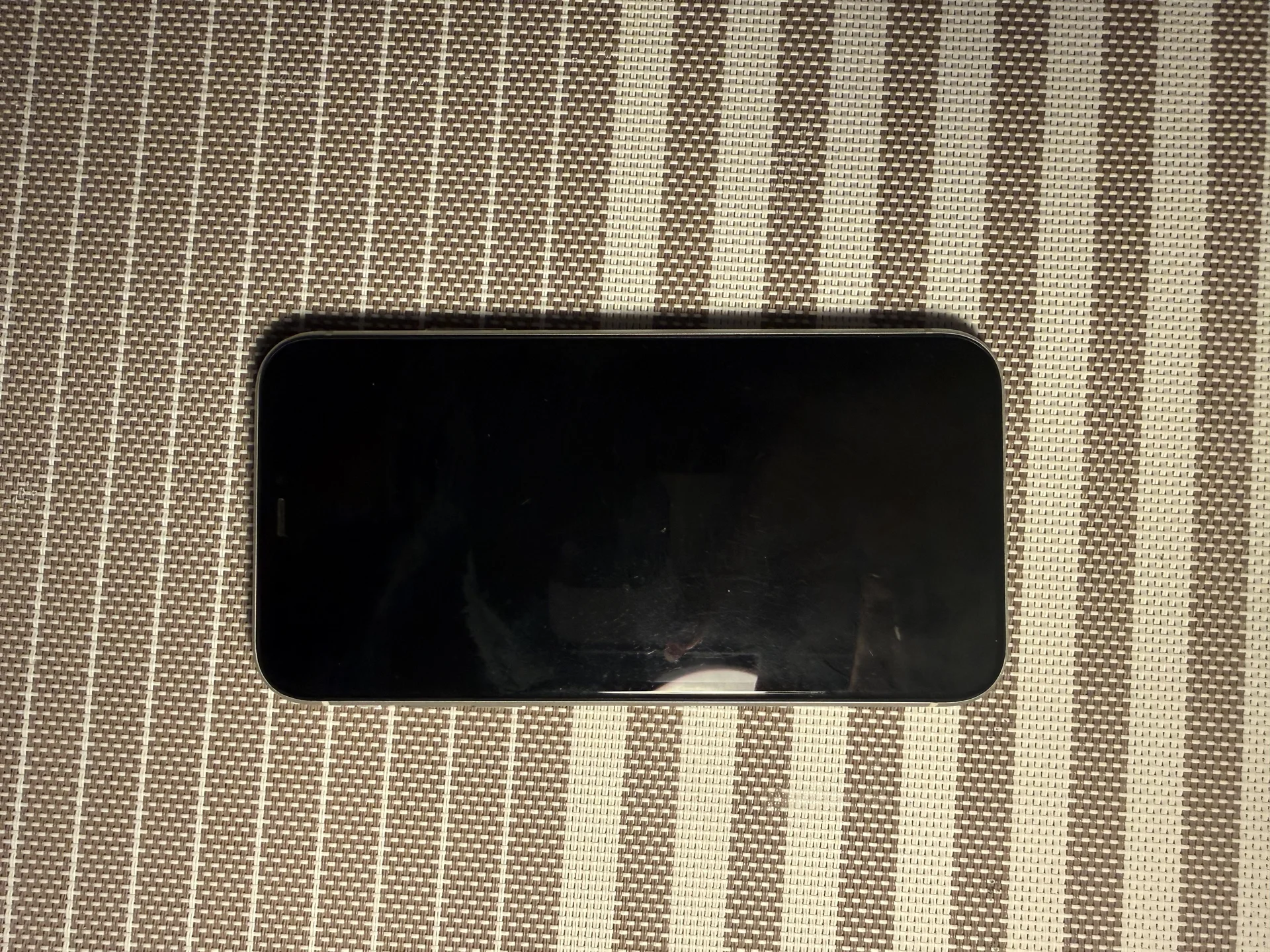 iPhone 11 - миниатюра 6