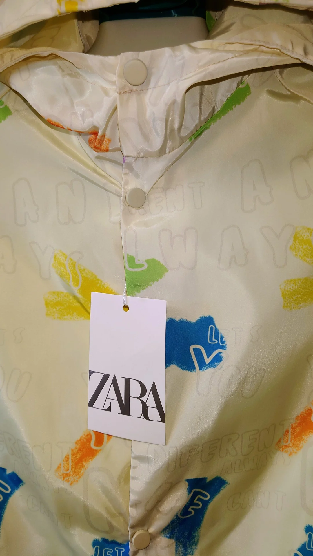 Ветровка детская zara неон буквы - миниатюра 3