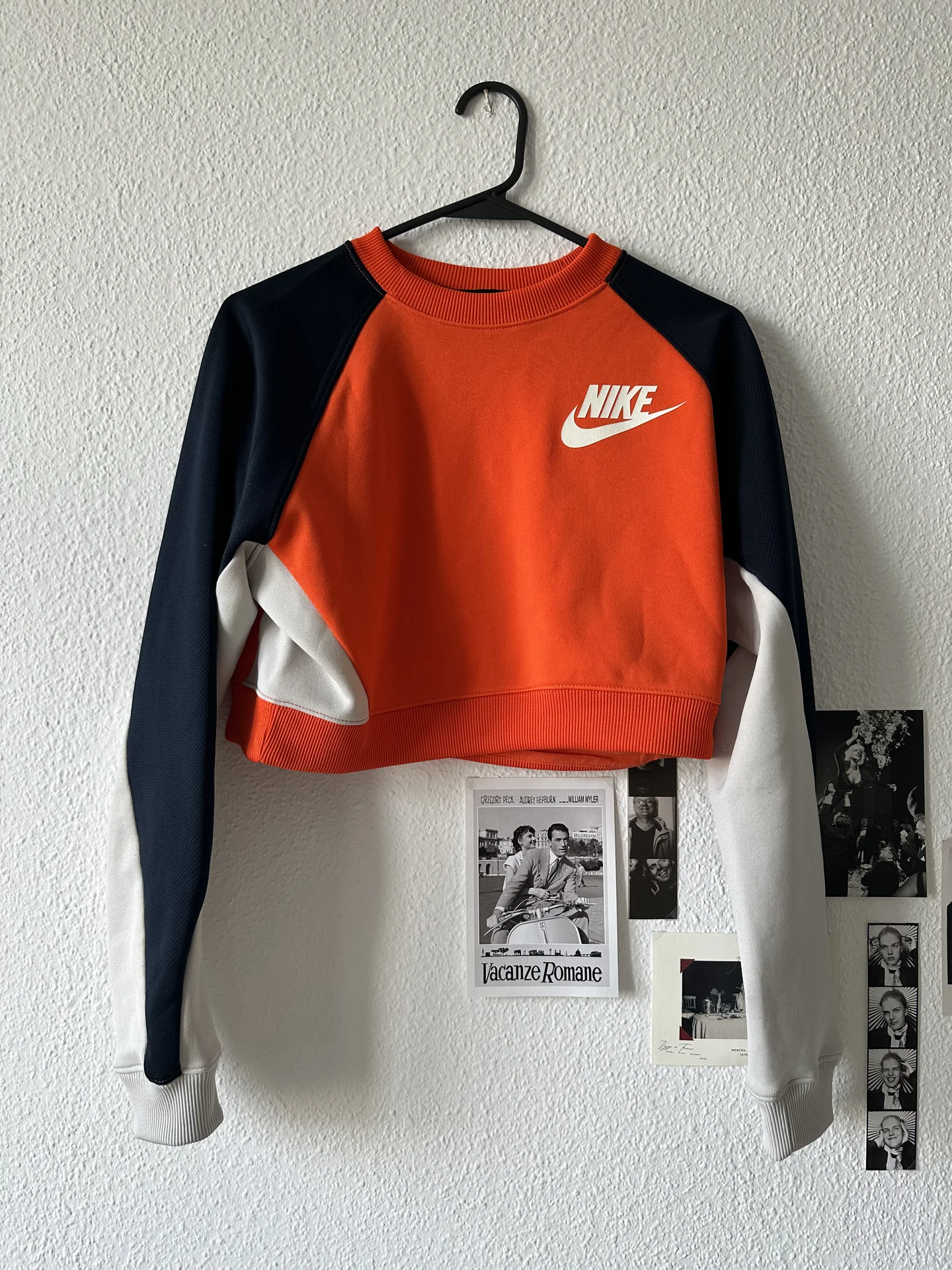 Свитшот укороченный nike - миниатюра 3