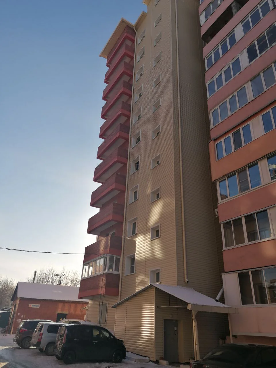 Продам 3-х комнатную квартиру - изображение 1