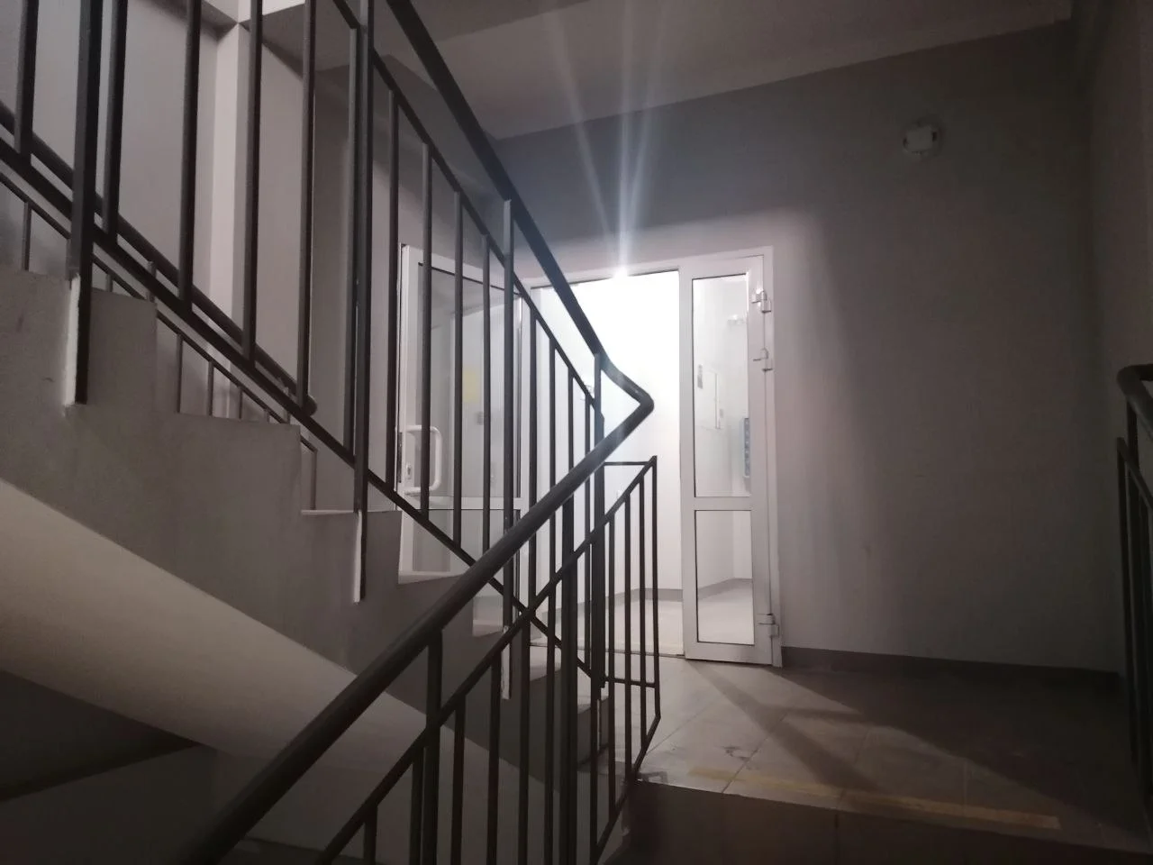 Продам 3-х комнатную квартиру - миниатюра 4