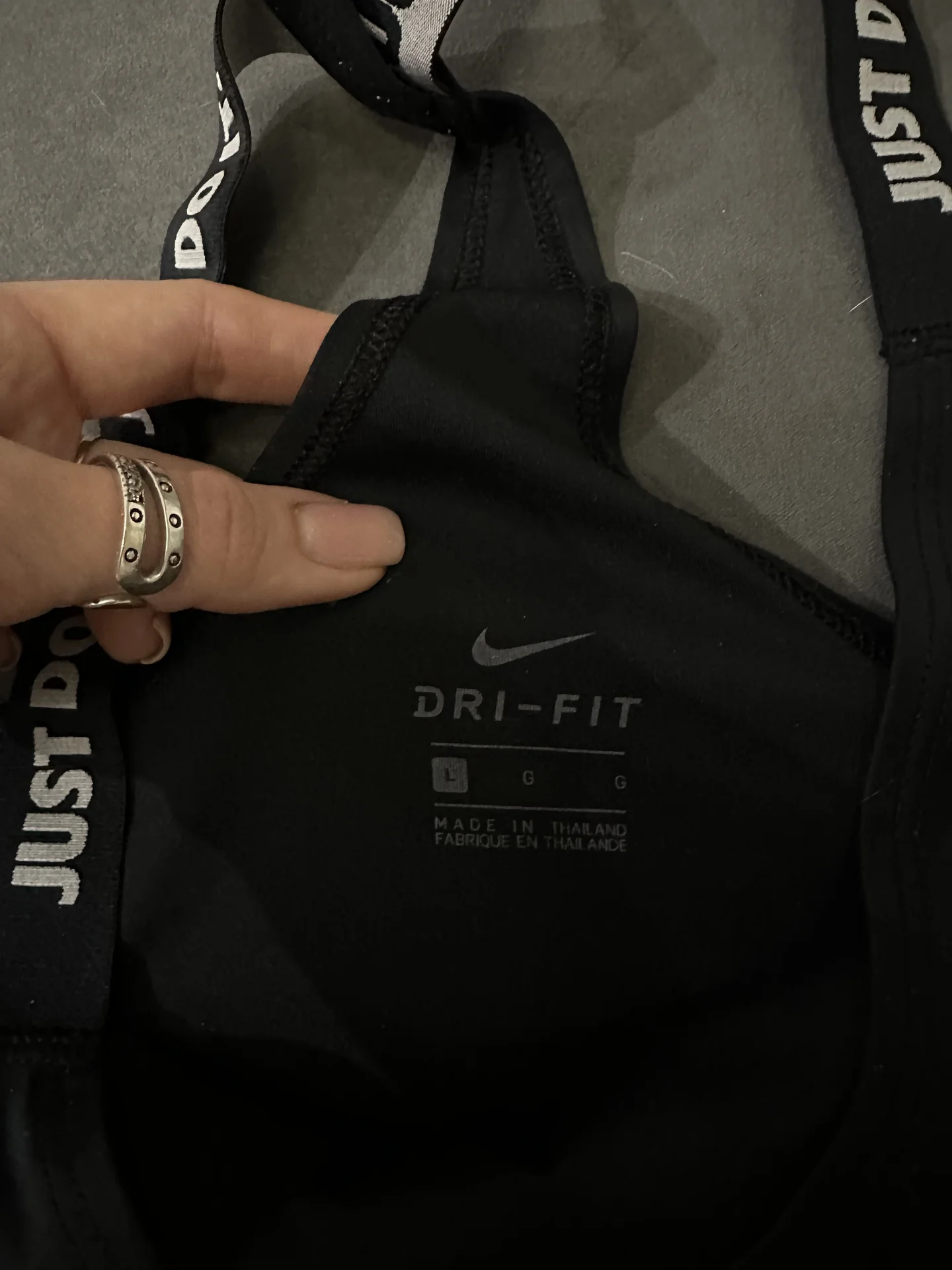 Топ nike - миниатюра 2