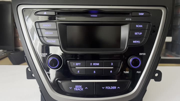 Штатная Bluetooth магнитола Hyundai Elantra 5 (MD) - видео 9