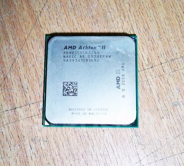 Процессор AMD Athlon II X2 215 2.7 GHz 1Mb Socket-AM3 OEM - изображение 1