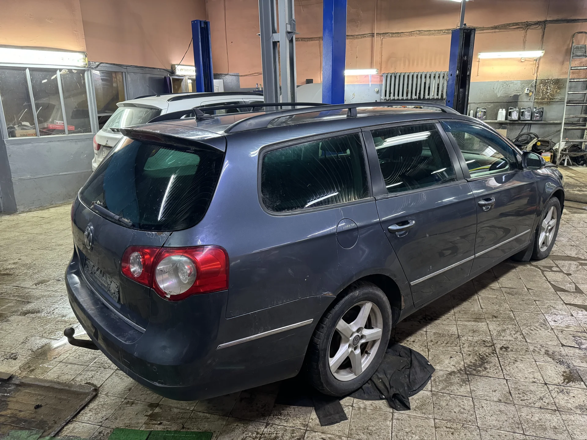 Разбор Passat B6 Variant 2.0 TDI - миниатюра 4