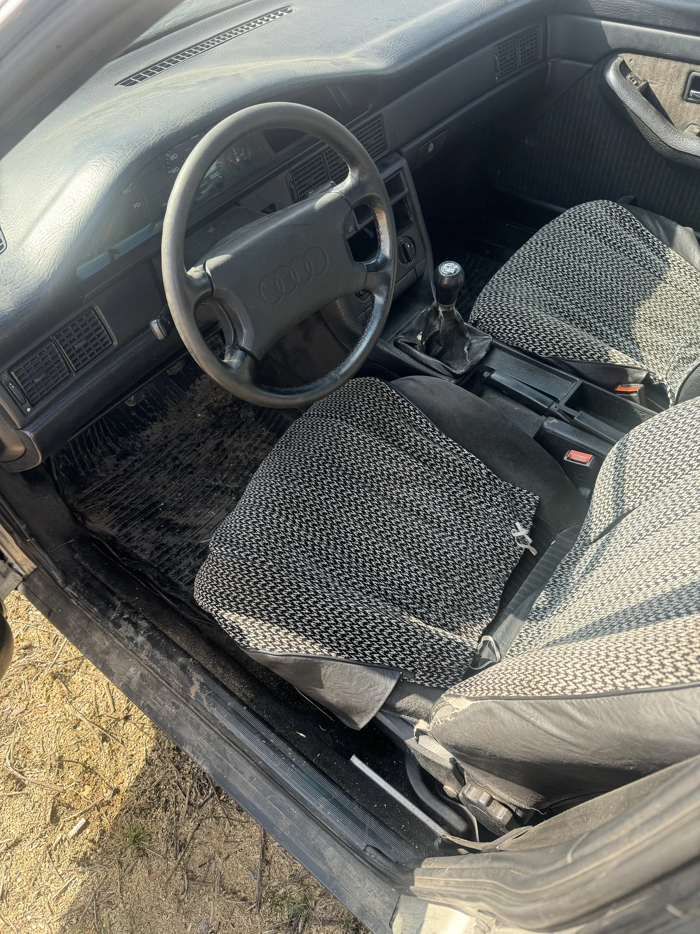 Разбор Audi 100 C3 рестайлинг 2.0 RT MT - миниатюра 7