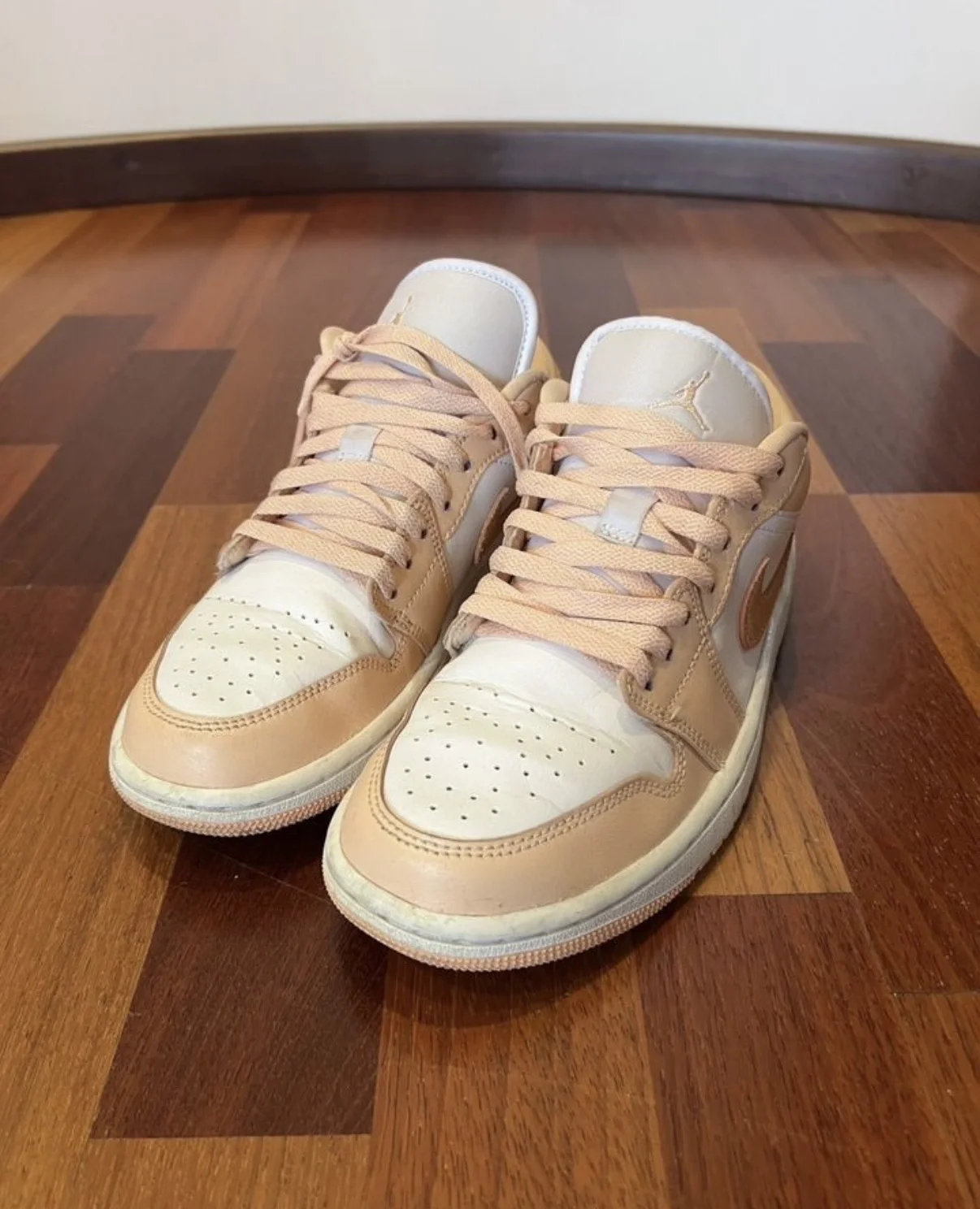 Кроссовки женские Air Jordan 2 Retro Low W - миниатюра 3