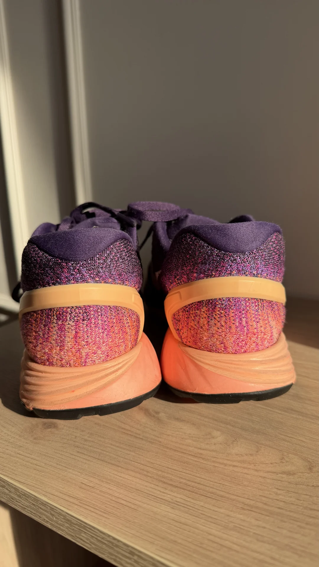 Кроссовки Nike - миниатюра 3
