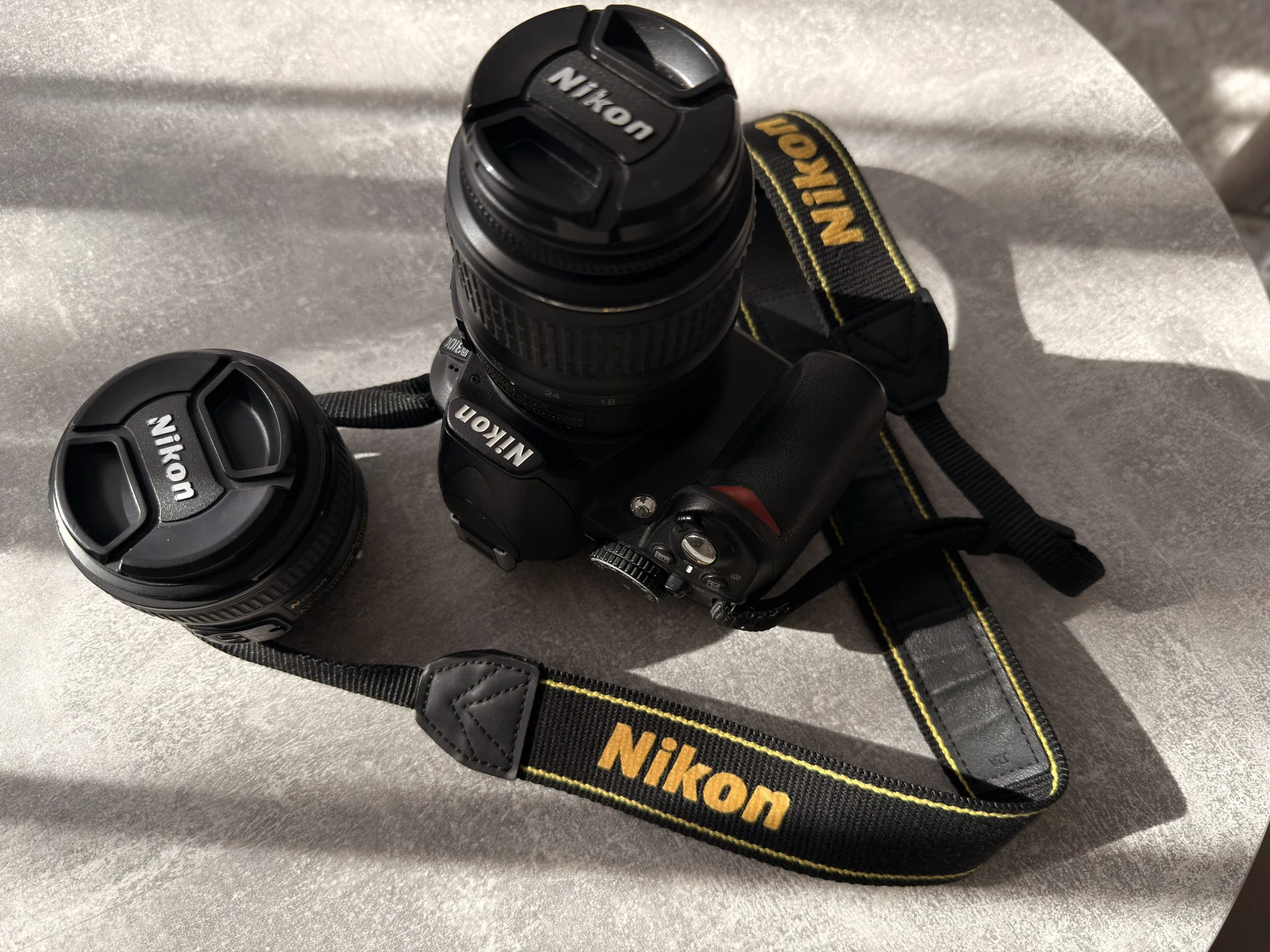 Фотоаппарат Nikon D3100 + объективы 18-55 и 50 mm - изображение 1