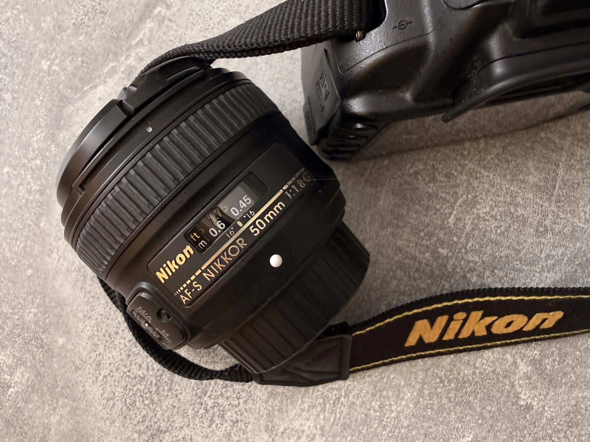 Фотоаппарат Nikon D3100 + объективы 18-55 и 50 mm - миниатюра 3