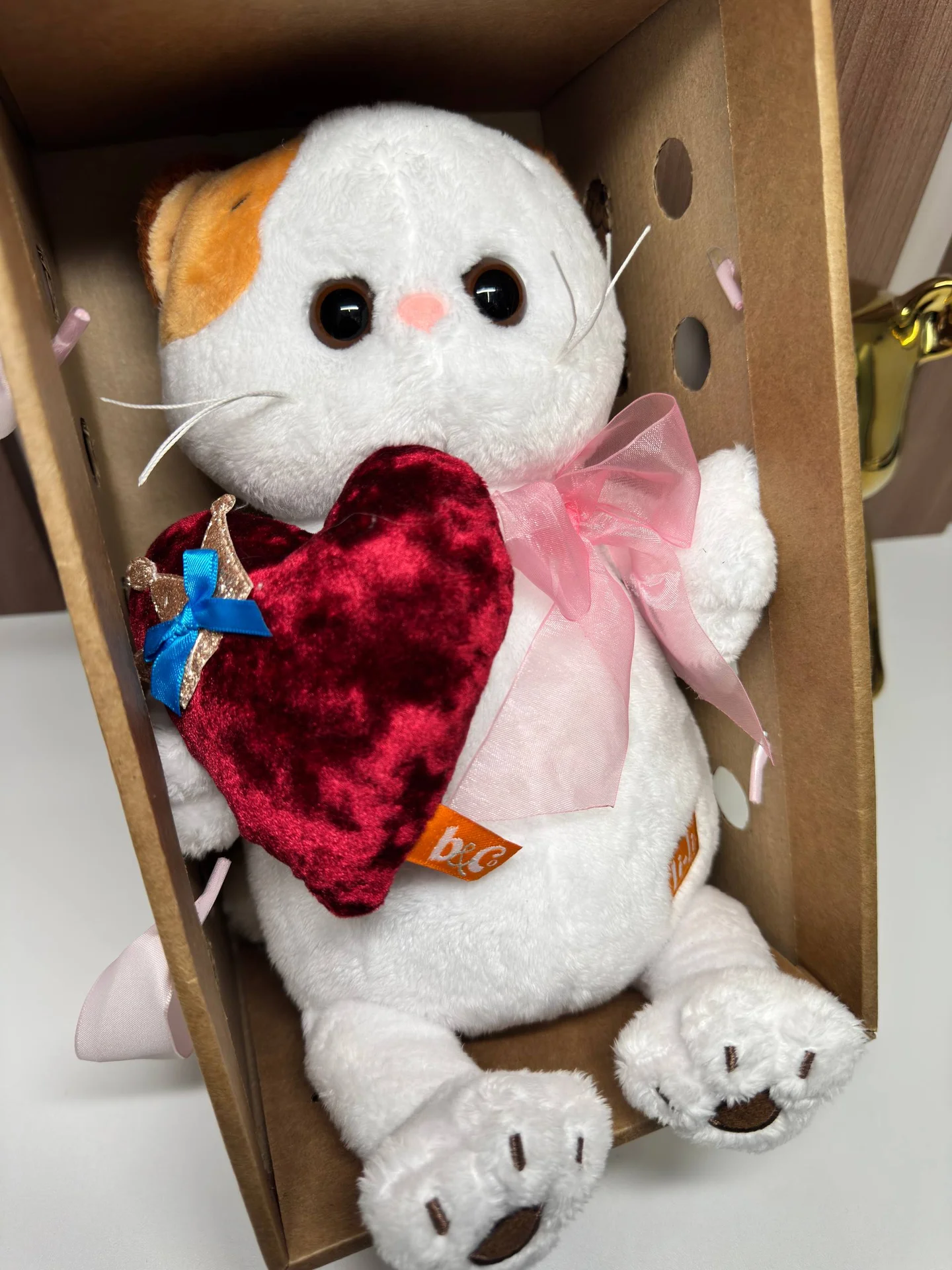 Мягкая игрушка Budi Basa LK24-074 Кошечка Ли-Ли с сердцем, 24 см - миниатюра 3