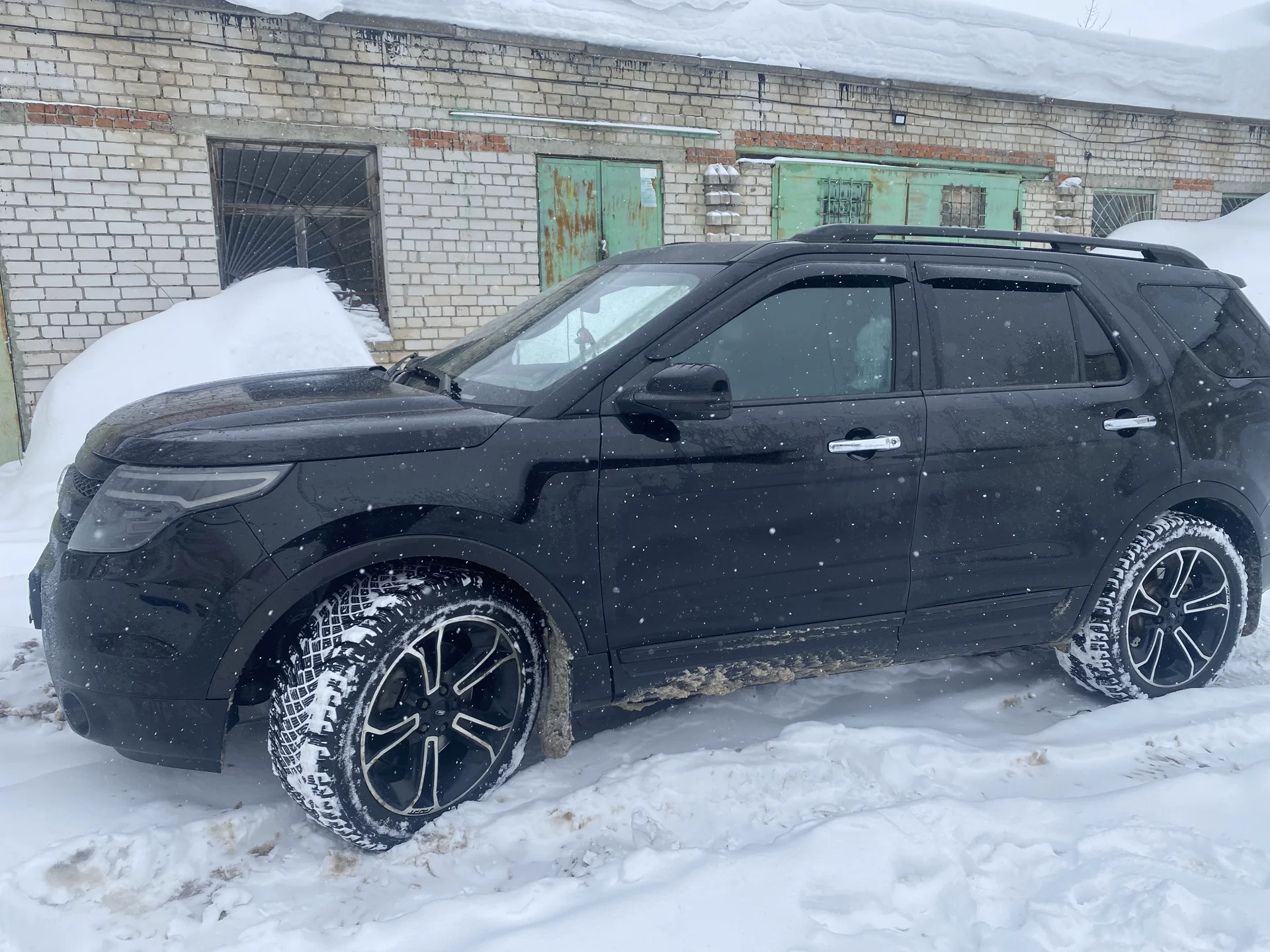 Ford explorer 5 - миниатюра 3