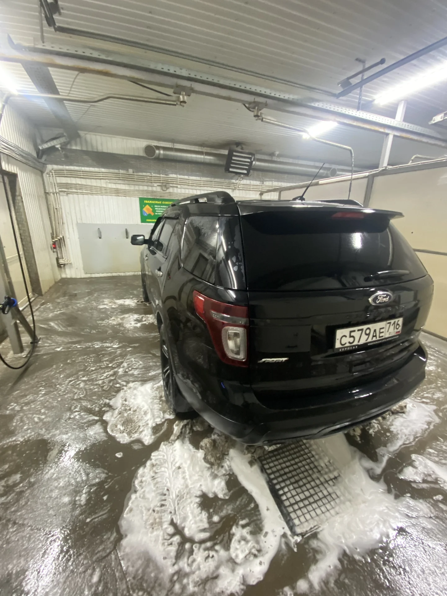Ford explorer 5 - миниатюра 5