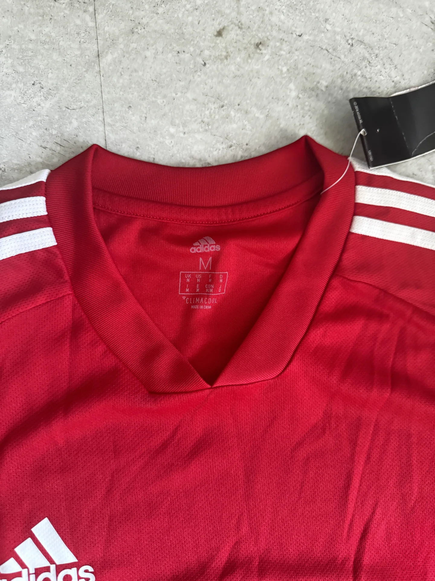 Футболка Adidas мужская новая - миниатюра 2