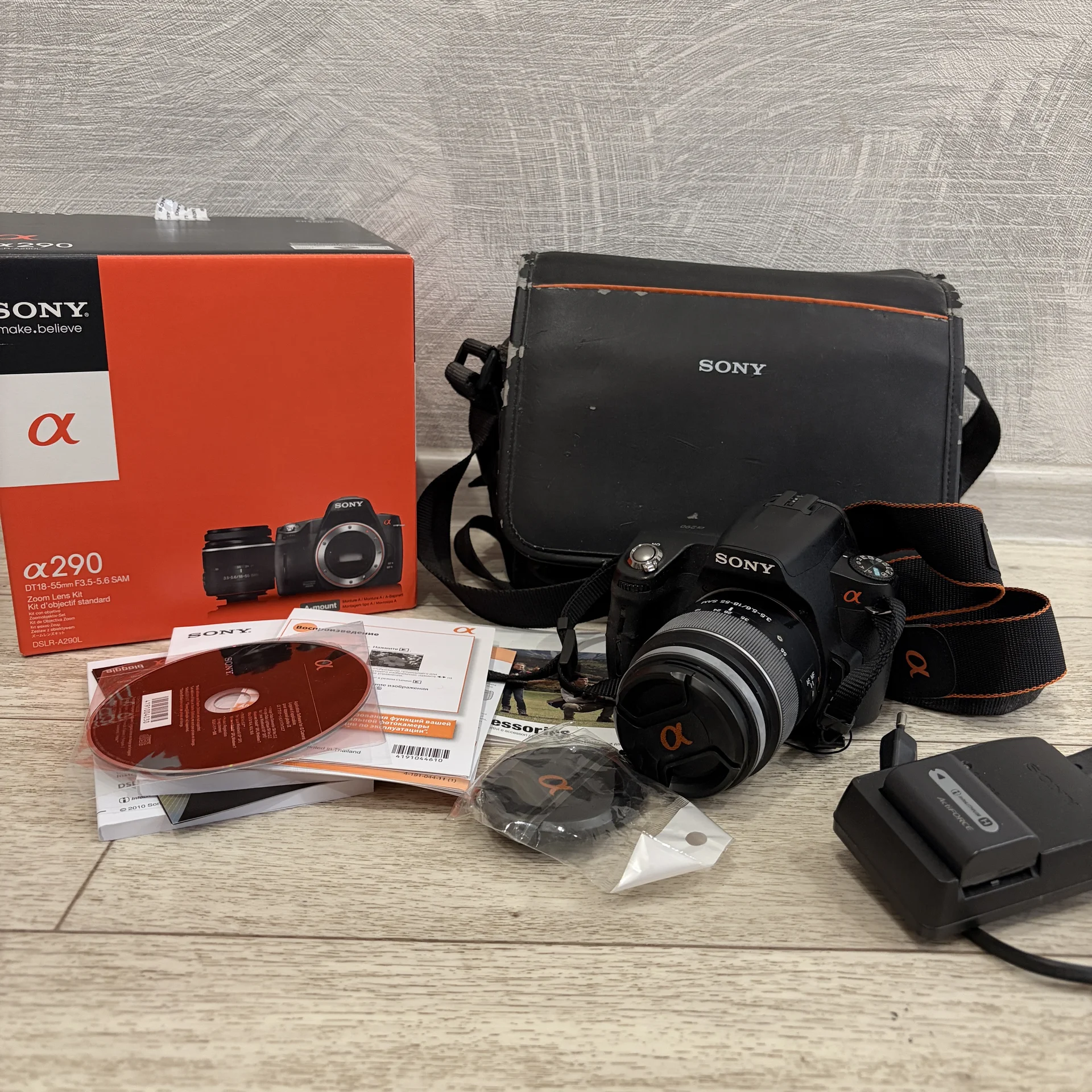 Зеркальный фотоаппарат Sony DSLR-A290 - изображение 1