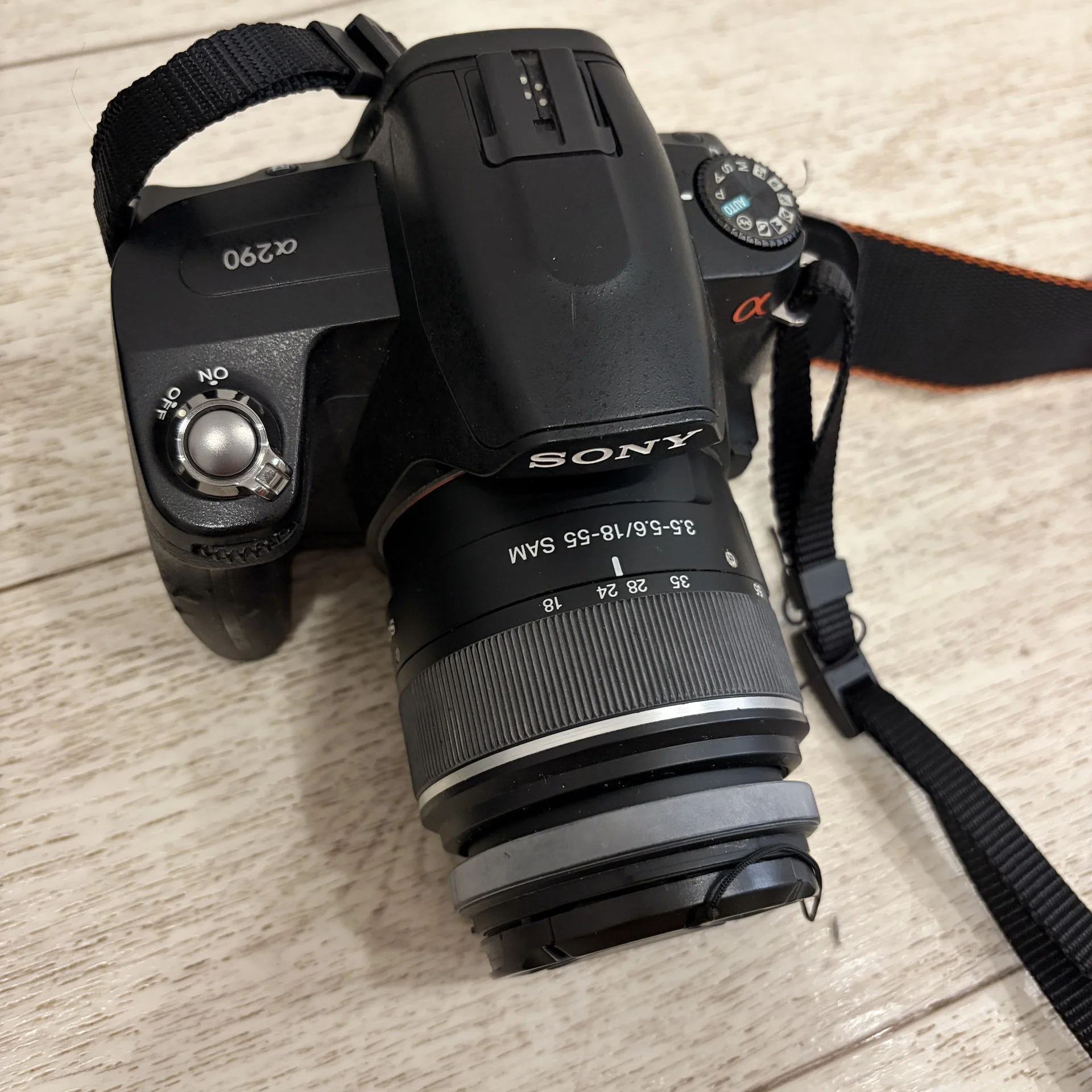 Зеркальный фотоаппарат Sony DSLR-A290 - миниатюра 2