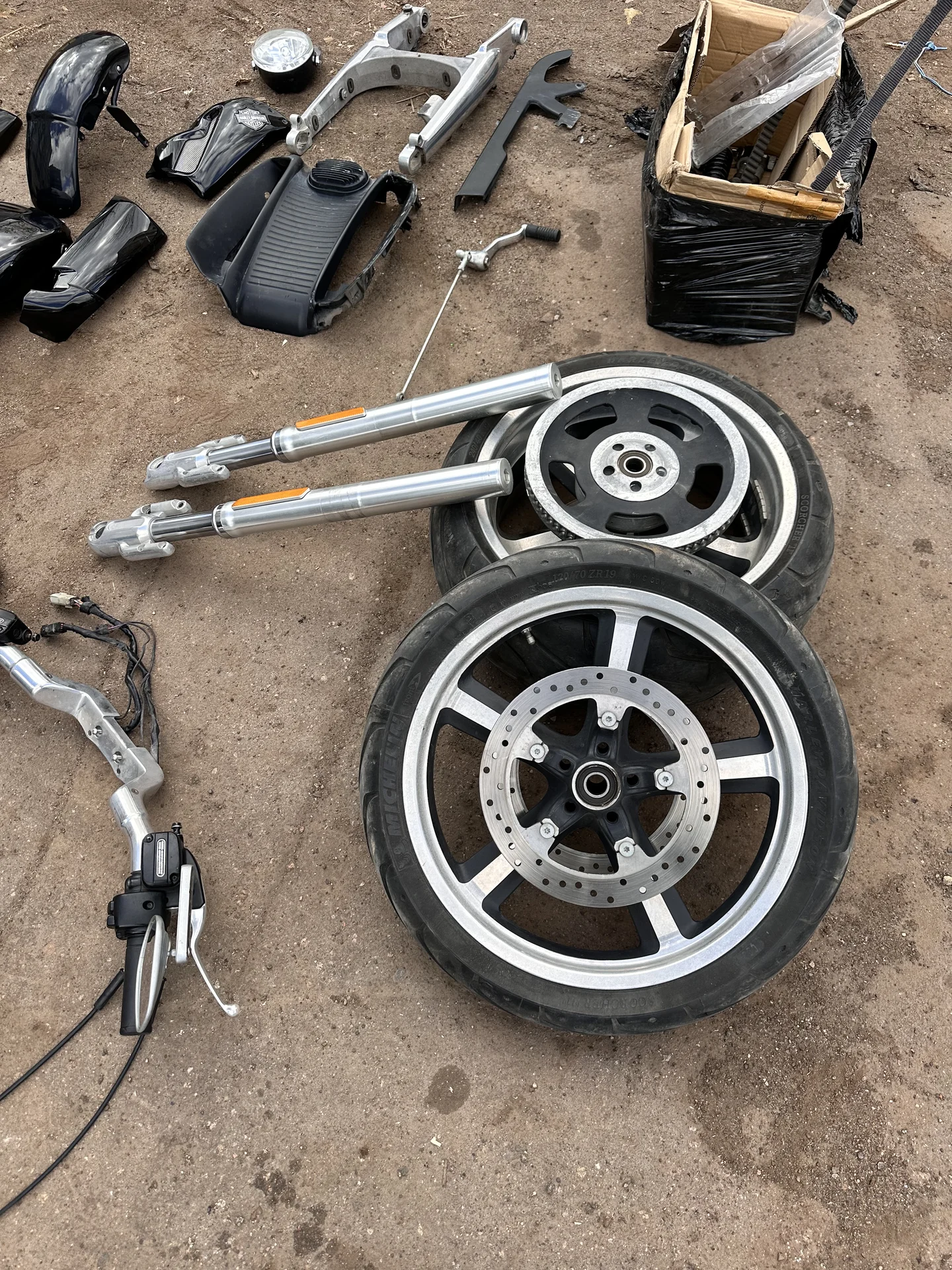 Запчасти на V-ROD vrod - миниатюра 3