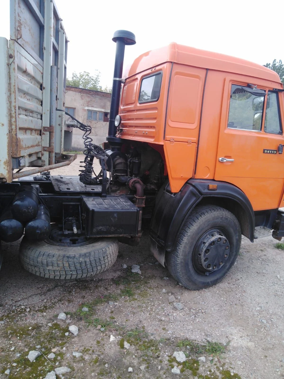 КАМАЗ 54115 с полуприцепом - миниатюра 4