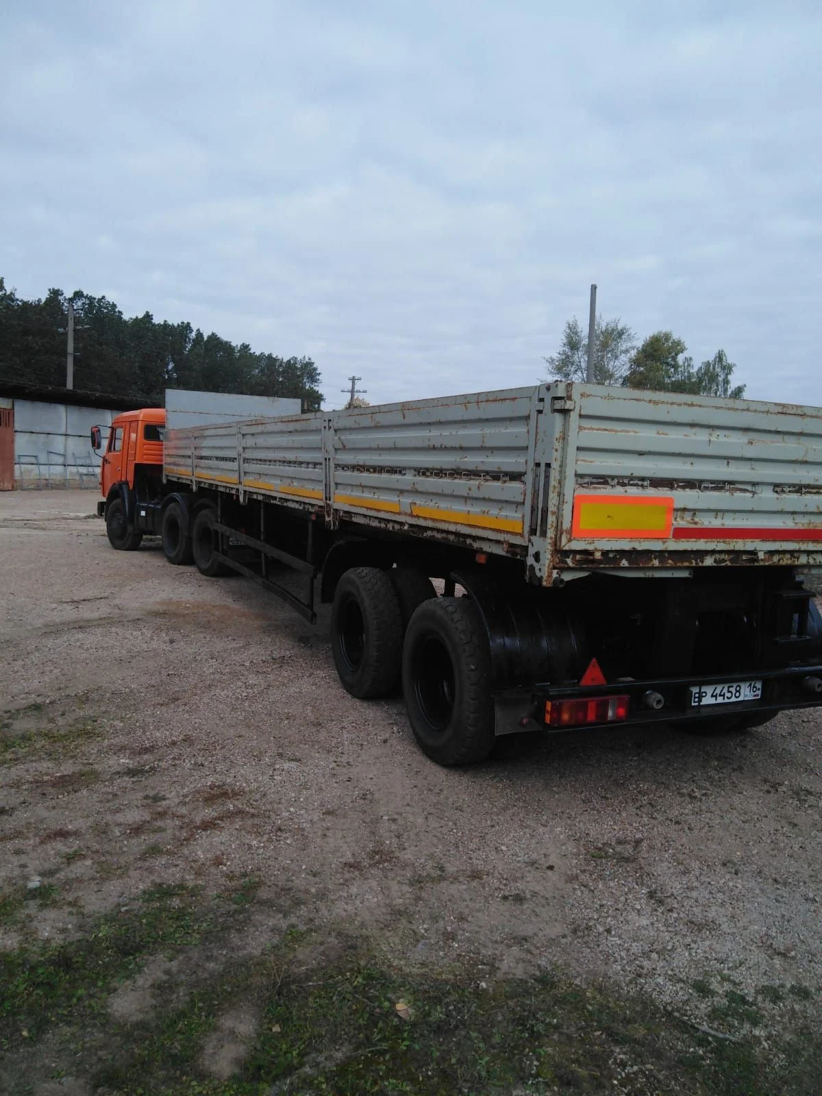 КАМАЗ 54115 с полуприцепом - миниатюра 10