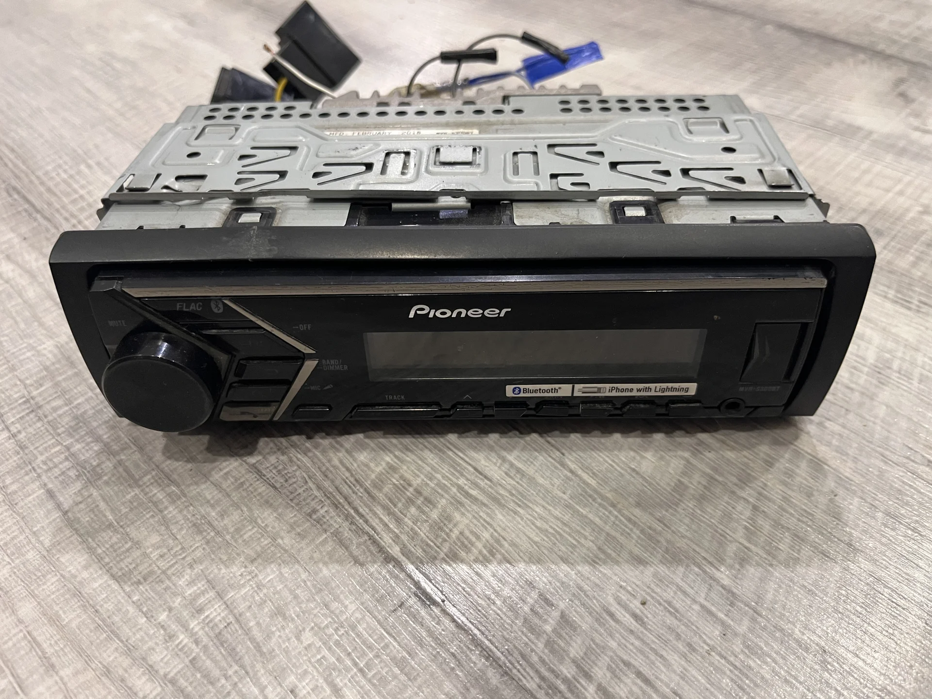 Магнитола Pioner S300BT - изображение 1