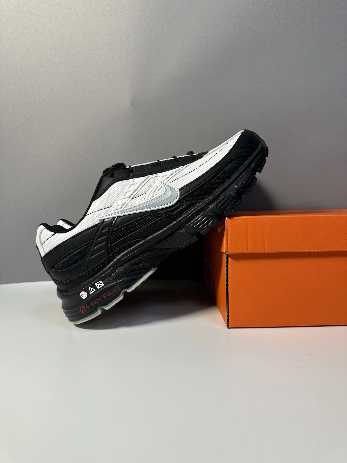 Кроссовки Nike Initiator - миниатюра 3