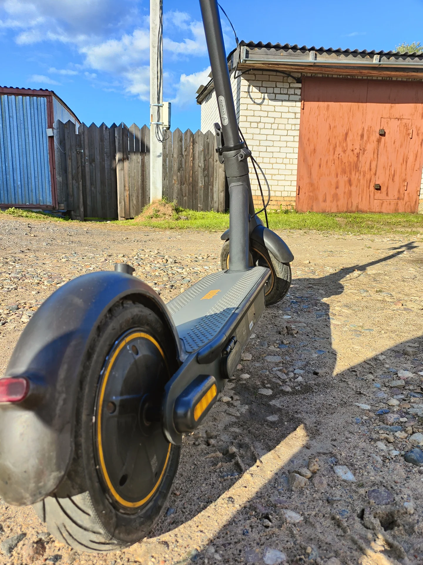 Электросамокат Ninebot Kickscooter MAX G30P - миниатюра 3