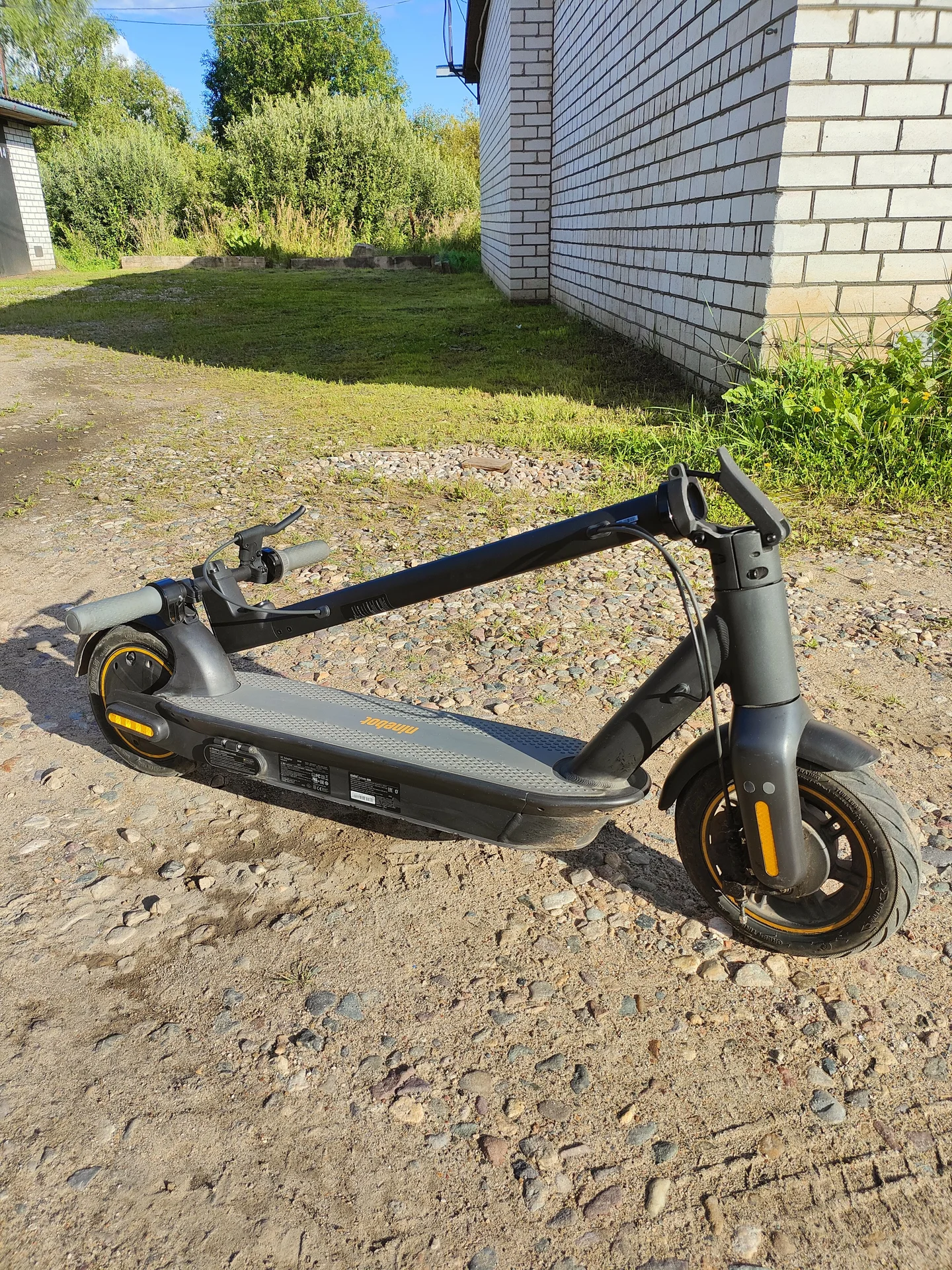 Электросамокат Ninebot Kickscooter MAX G30P - миниатюра 4