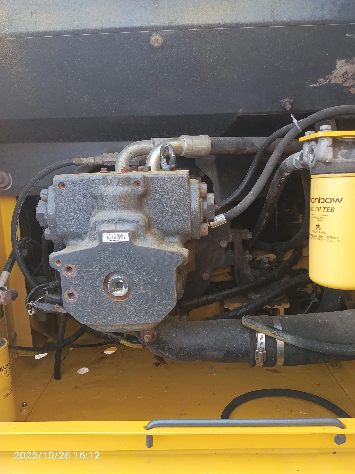 гусеничный экскаватор komatsu pc 200-7 - миниатюра 15