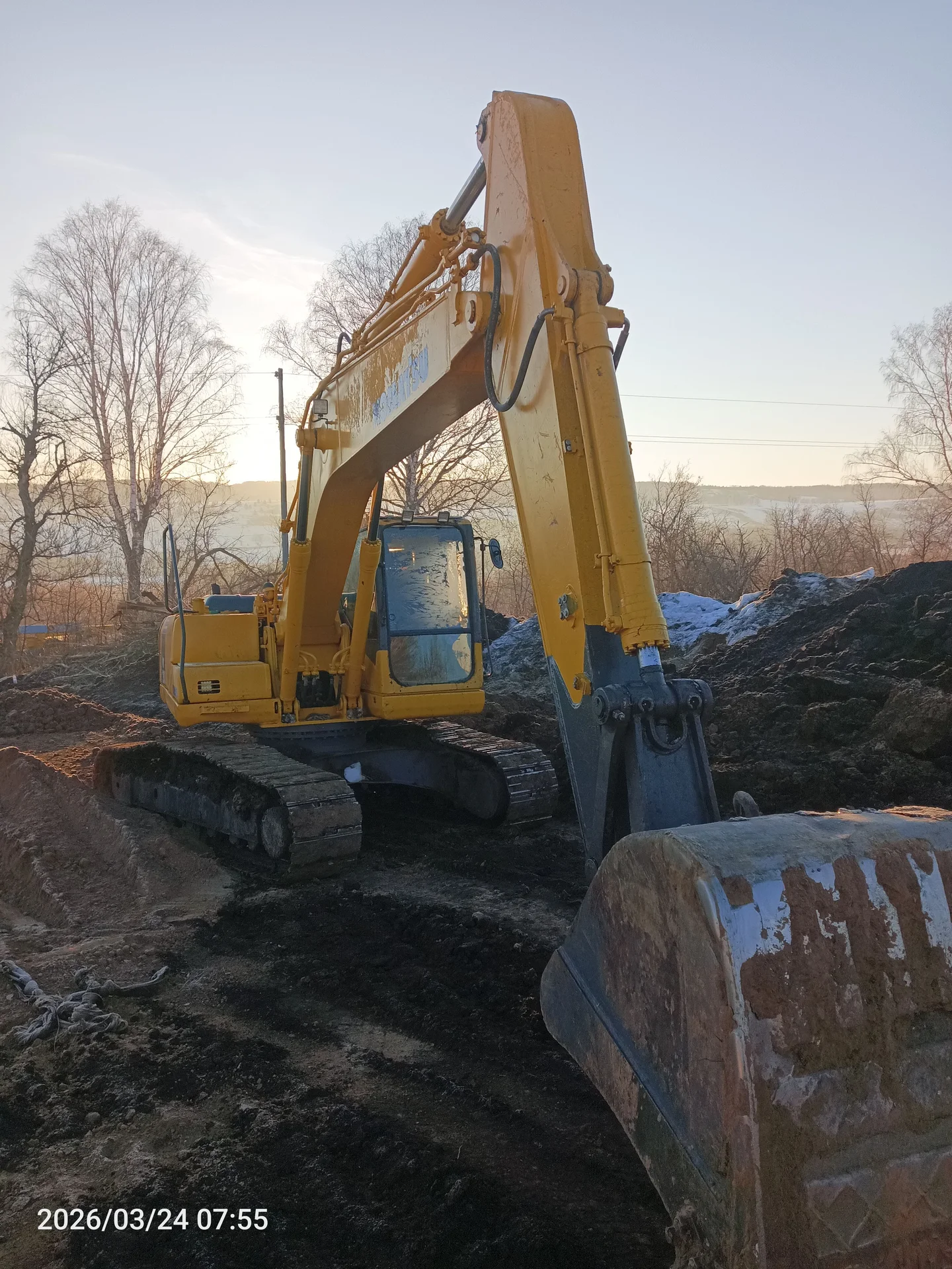 аренда гусеничного экскаватора Komatsu pc200 - миниатюра 4