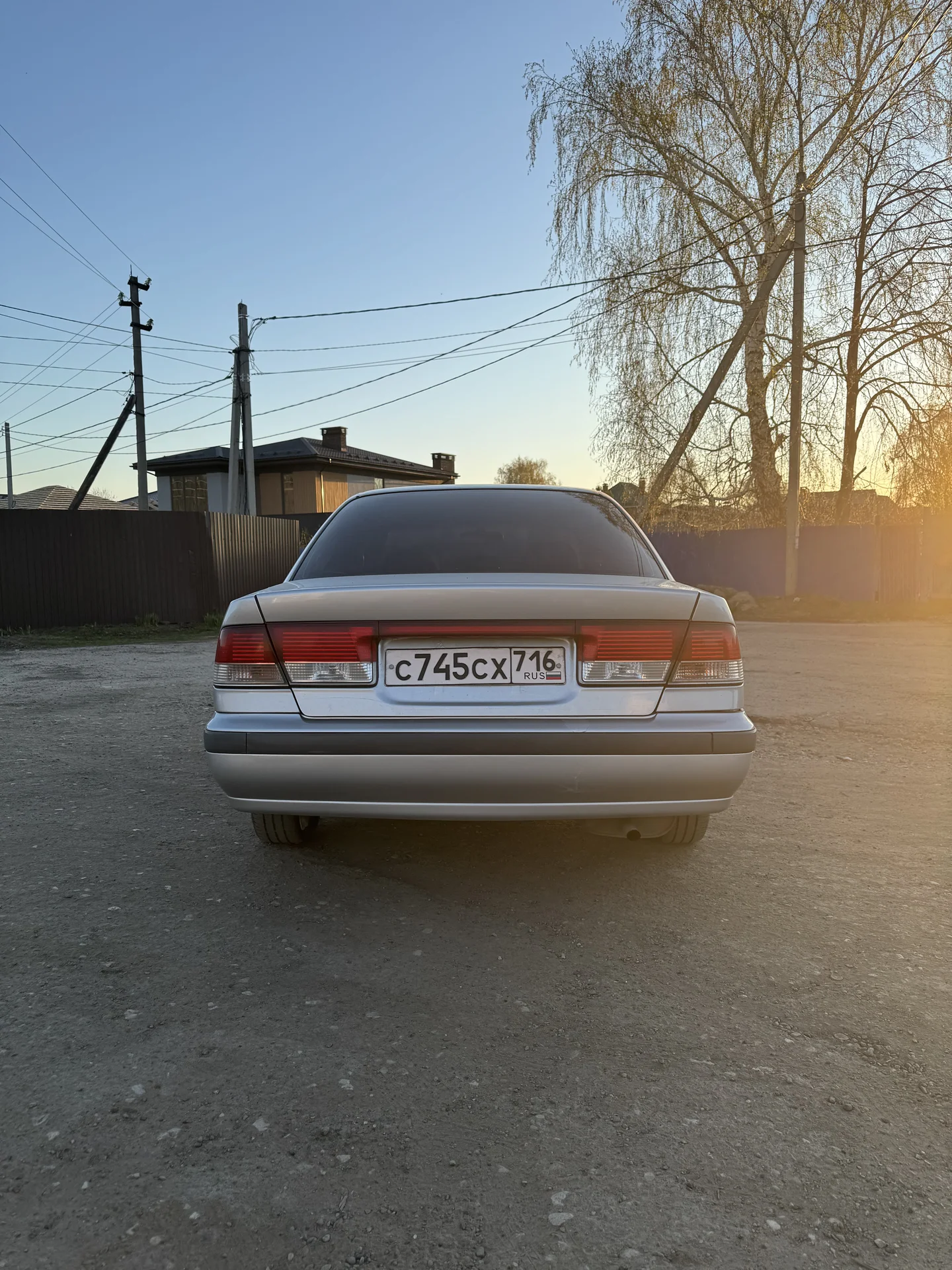 Nissan sunny - миниатюра 4