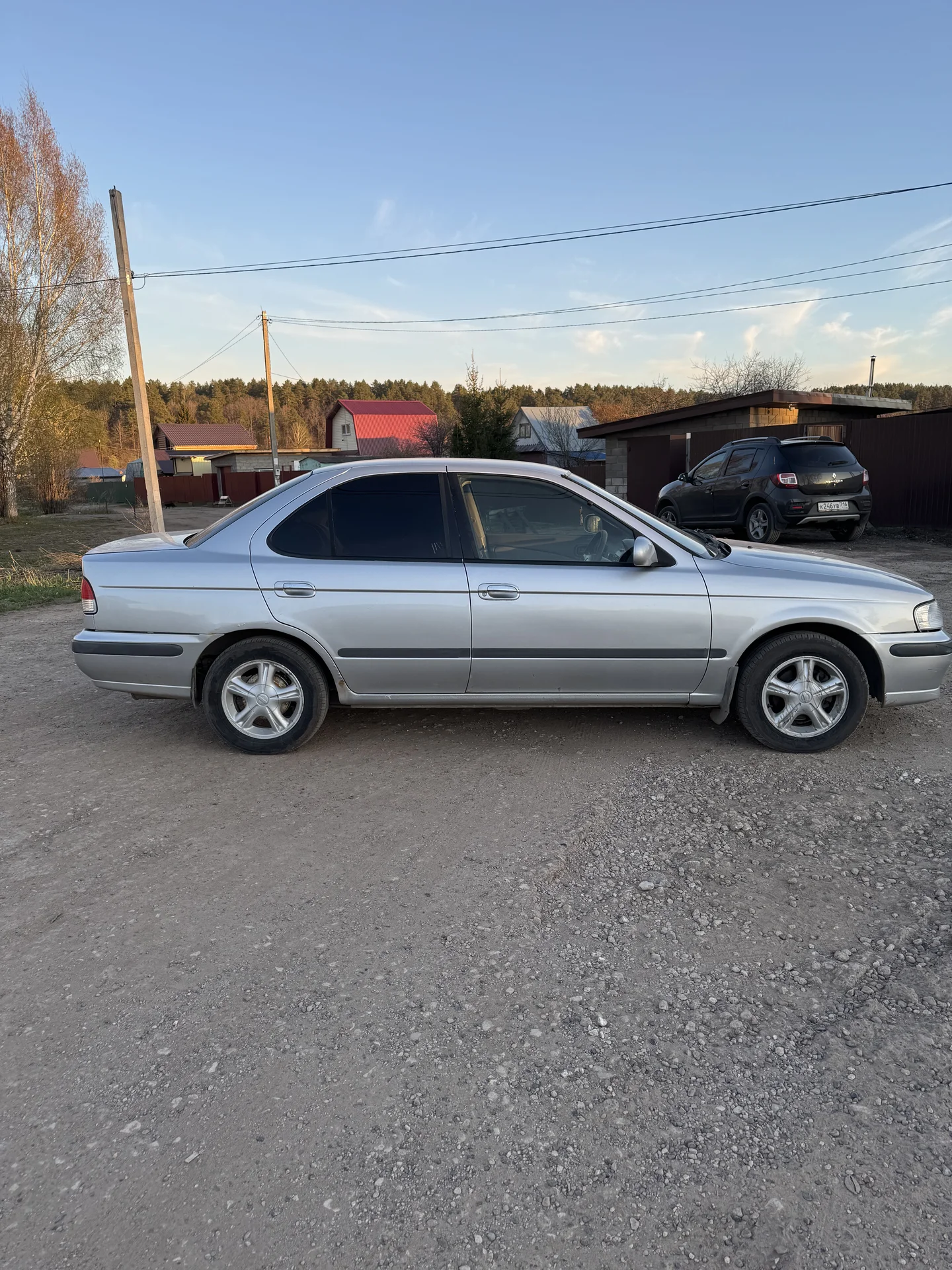 Nissan sunny - миниатюра 6