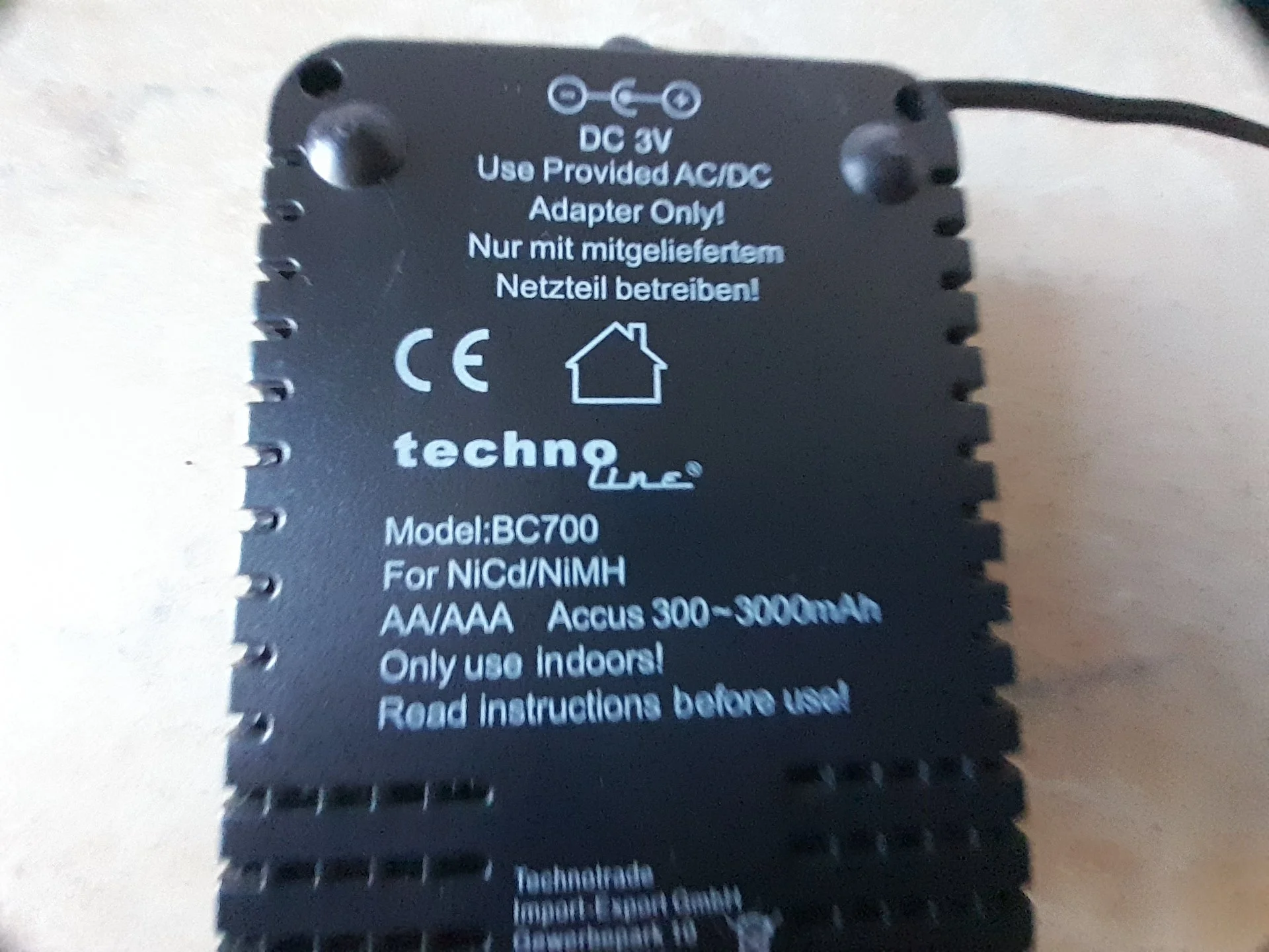 Зарядное устройство TechnoLine-BC-700 - миниатюра 6