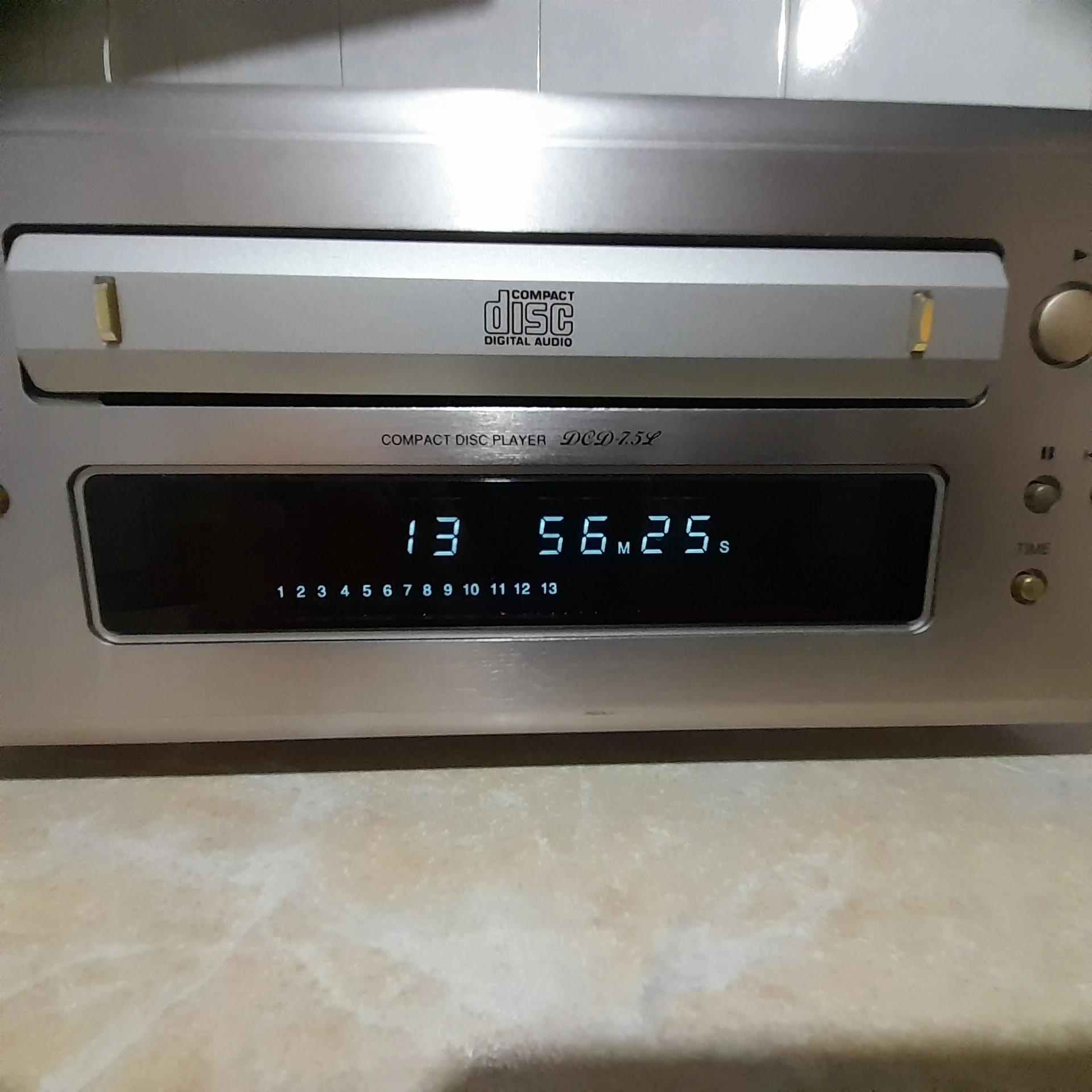 CD-проигрыватель Denon DCD-7.5L - миниатюра 4