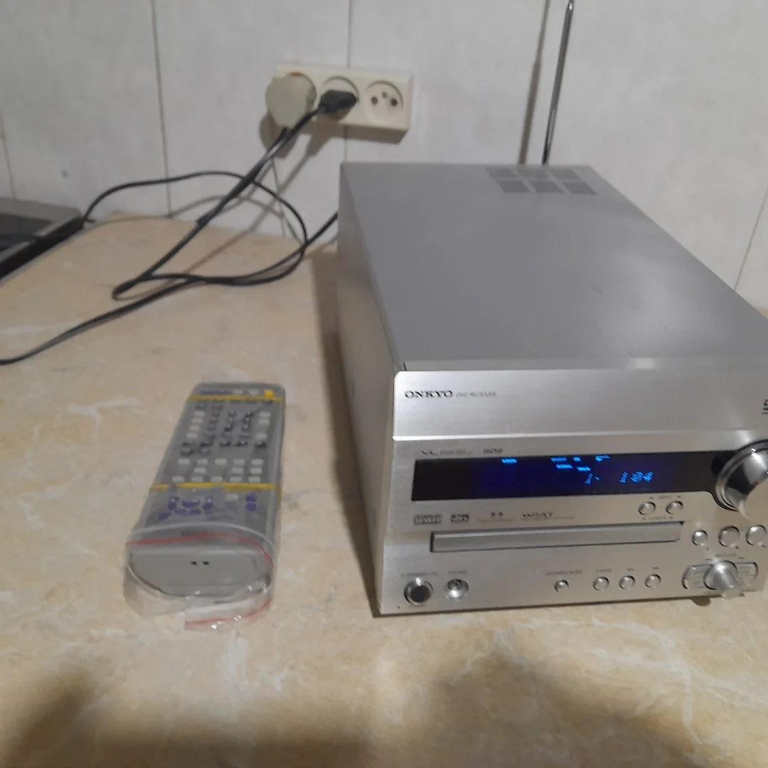 Музыкальный центр ONKYO DR-815. - миниатюра 6