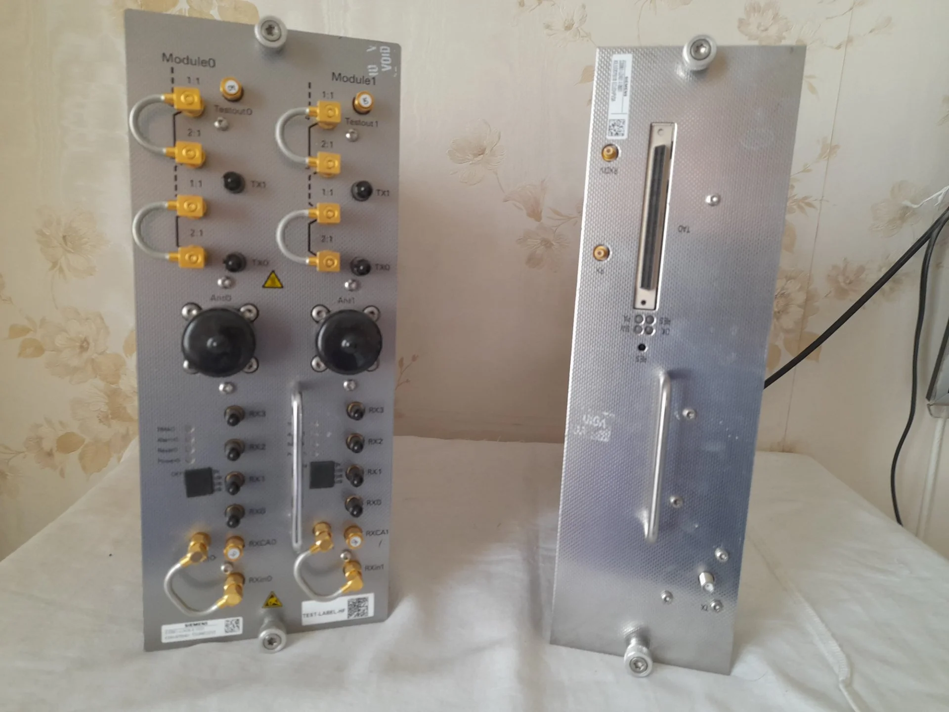 Siemens S30861-U2436-Х-10/01 Siemens S30861-U2401- - изображение 1