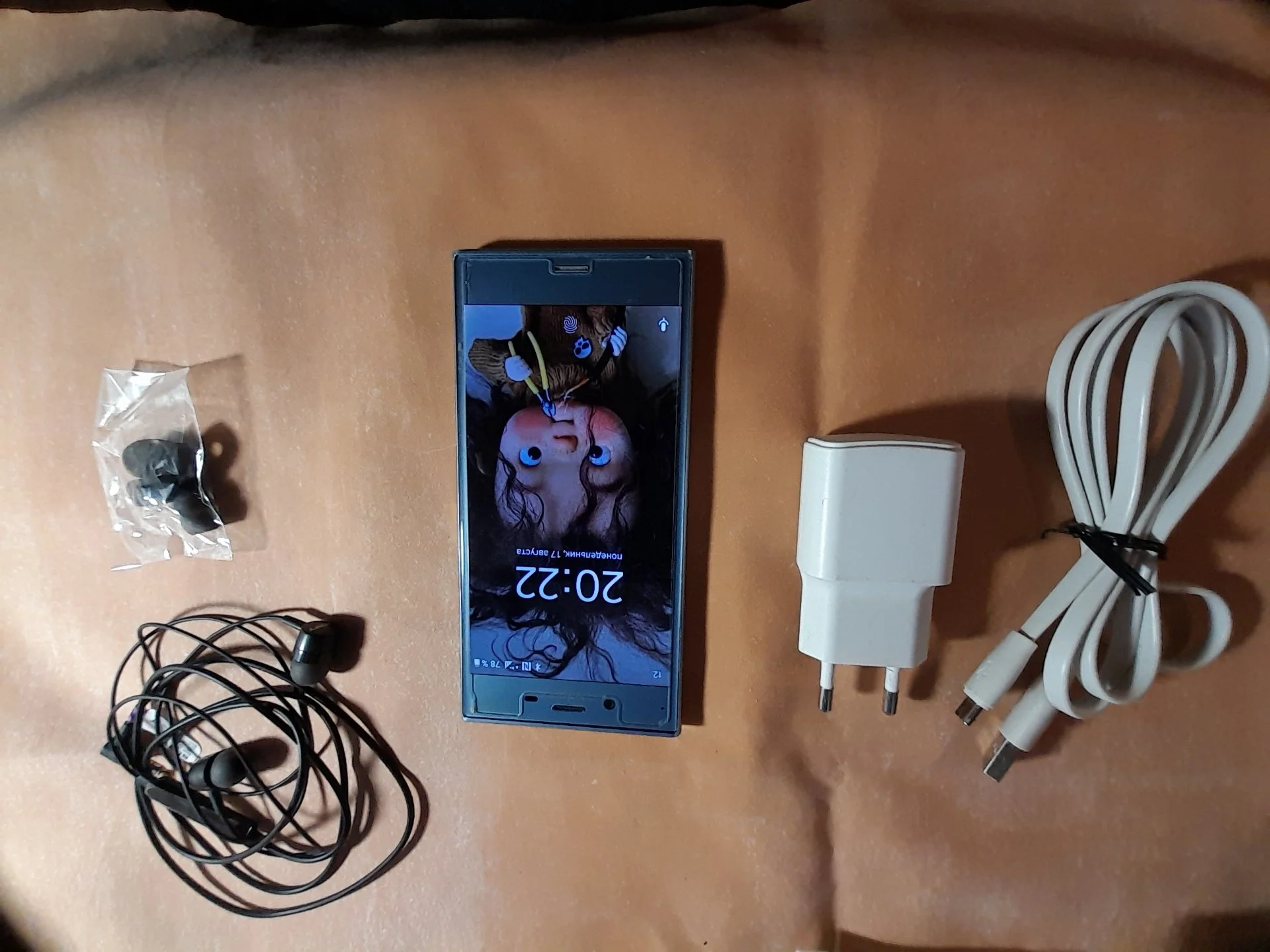 Телефон Sony XPERIA XZs G8232 - миниатюра 8