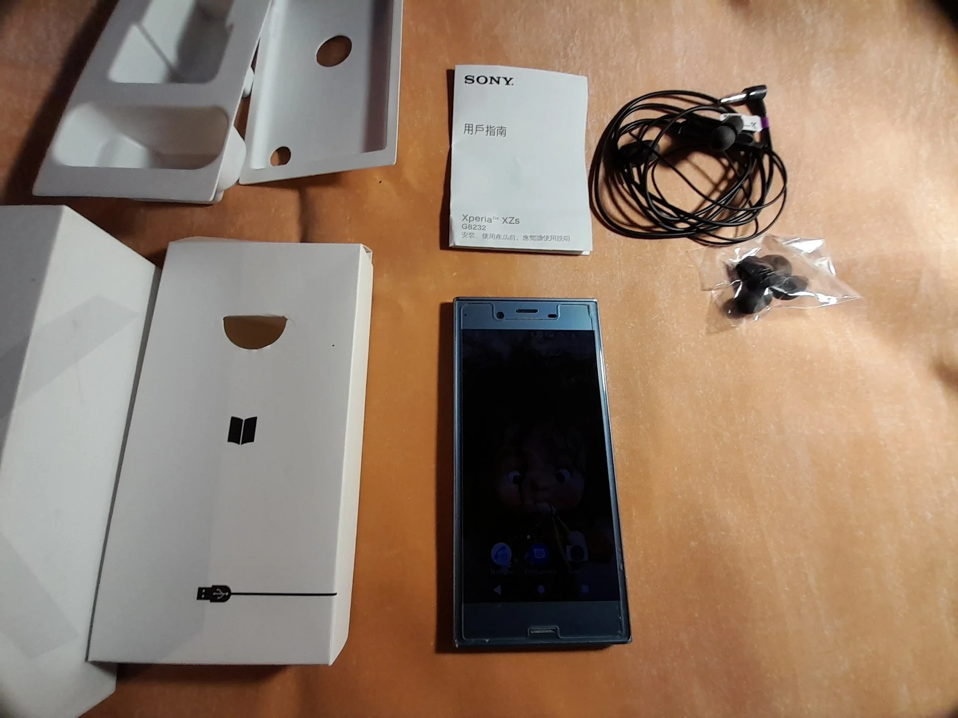 Телефон Sony XPERIA XZs G8232 - миниатюра 18