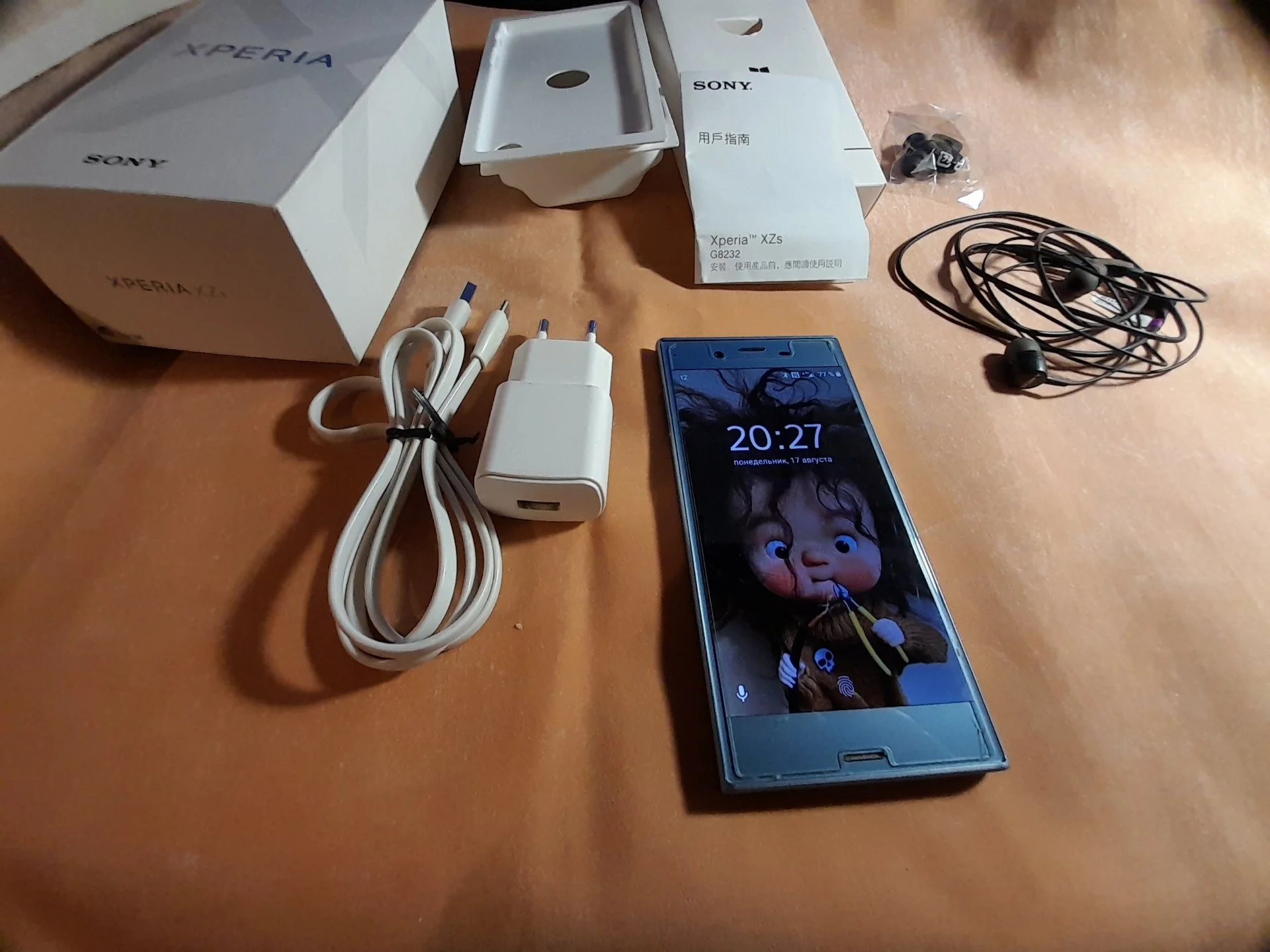 Телефон Sony XPERIA XZs G8232 - миниатюра 23