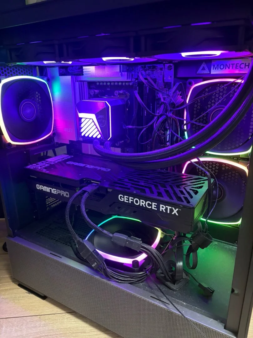 ULTRA Gaming PC: Ryzen 7 9800X3D / RTX 5070 Ti / 32GB DDR5 / Гарантия DNS - миниатюра 3