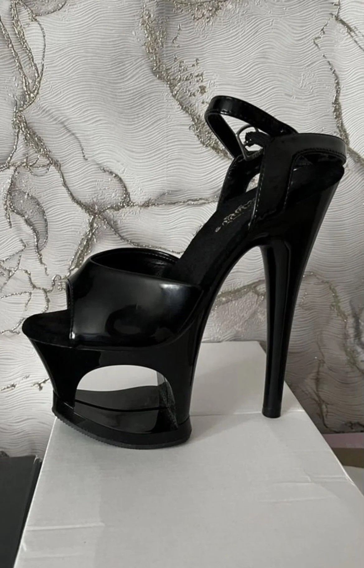 Стрипы pleaser 35-36
