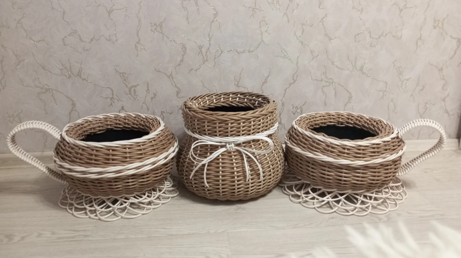 Кашпо из ротанга - изображение 1
