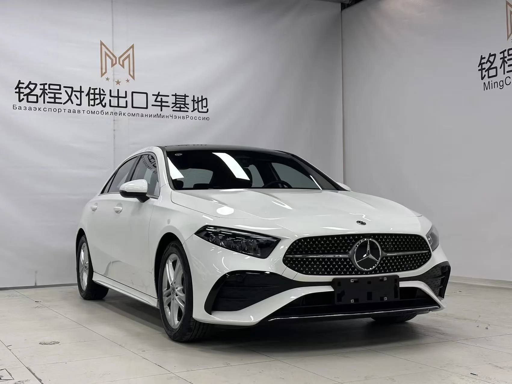 Mercedes Benz a-class - миниатюра 4