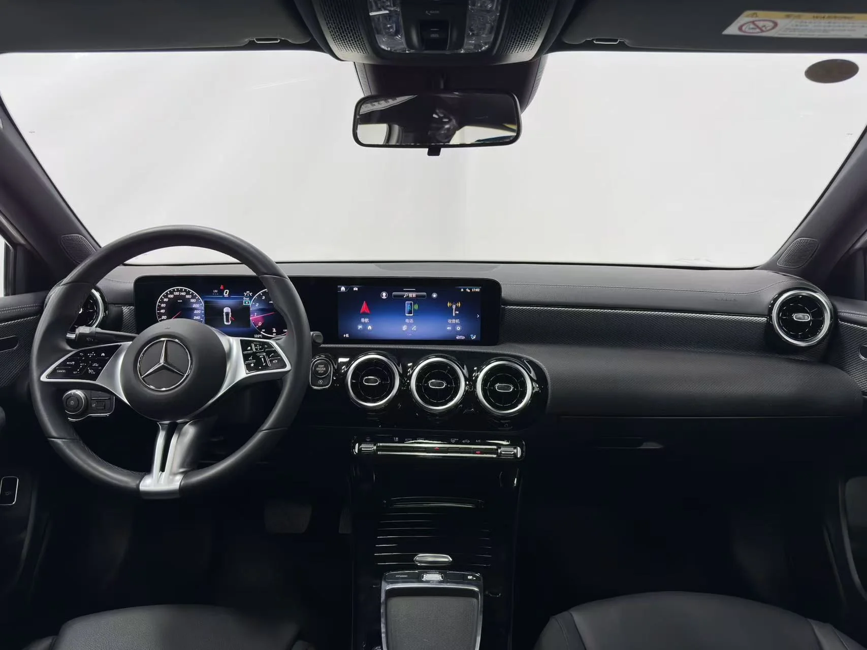 Mercedes Benz a-class - миниатюра 10