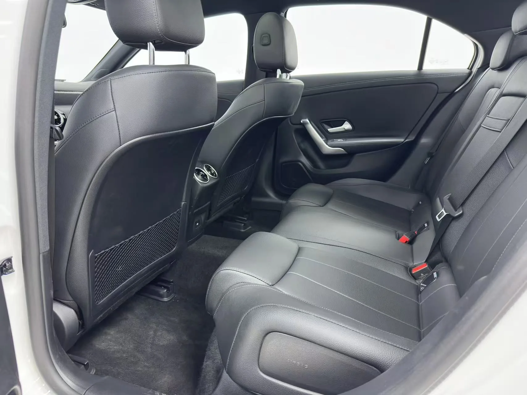 Mercedes Benz a-class - миниатюра 14