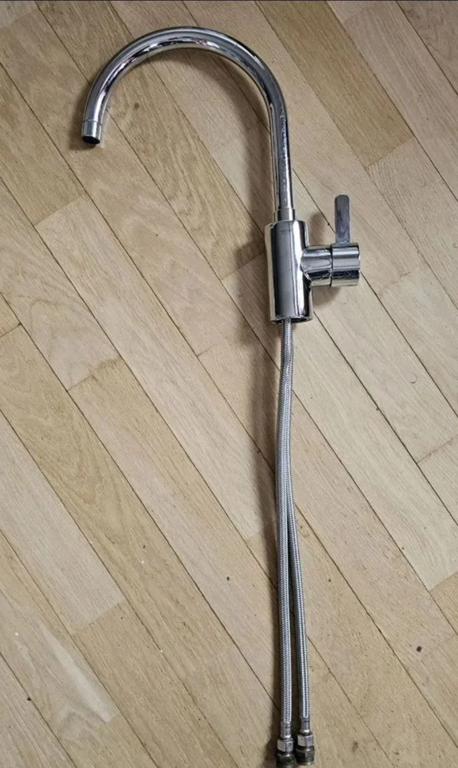 Смеситель на кухню Grohe - миниатюра 3