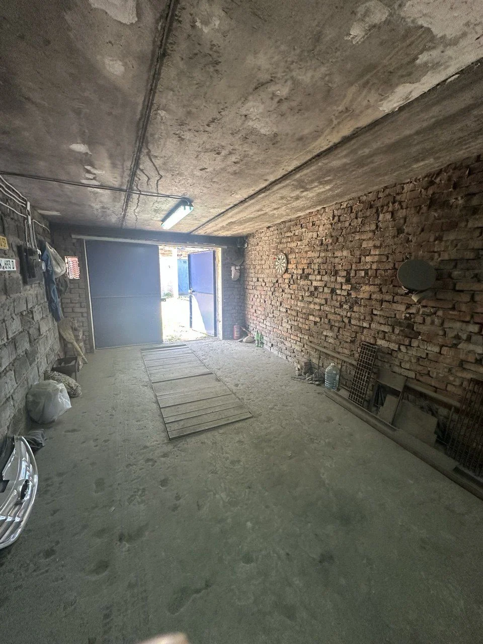 Продам капитальный гараж - миниатюра 4